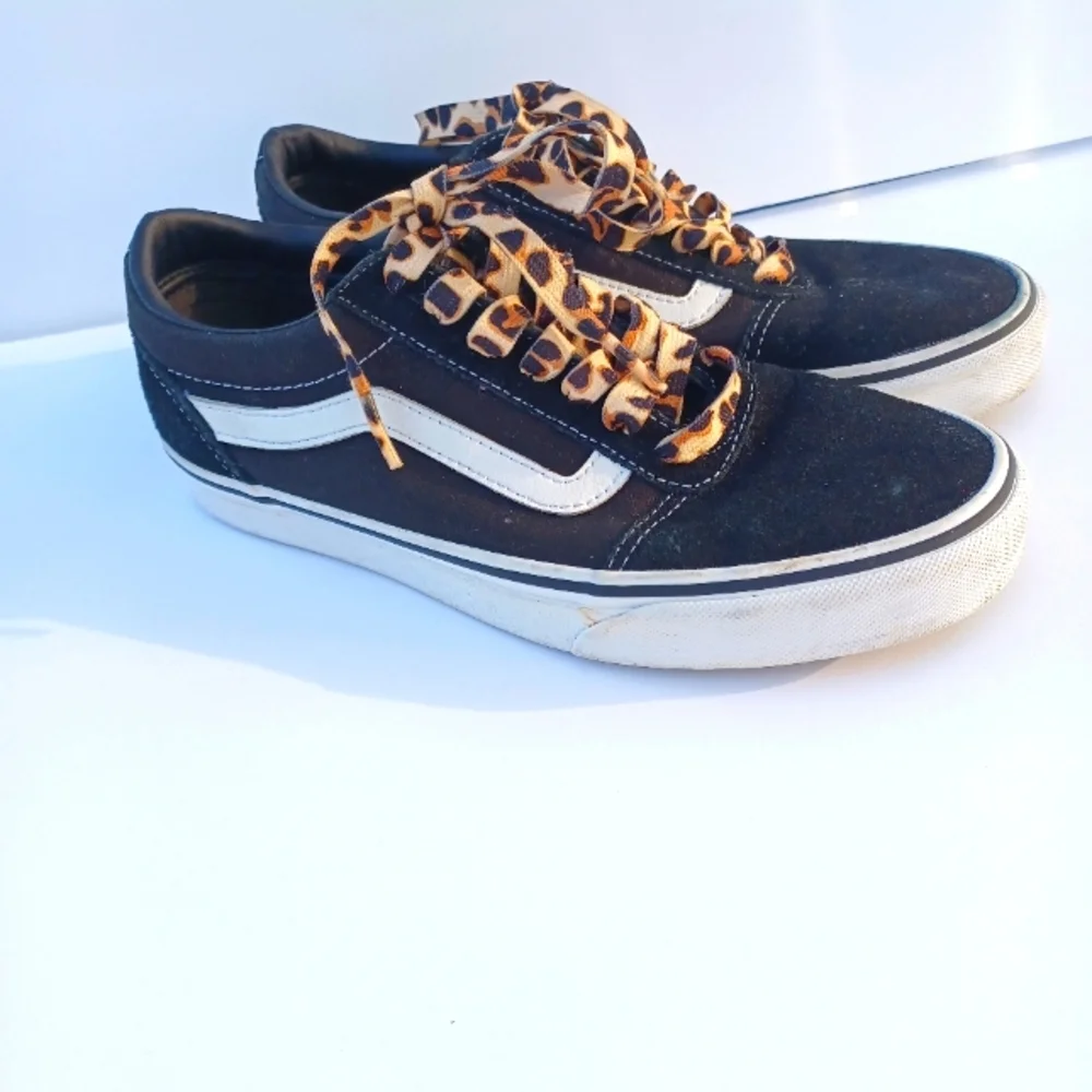 Vans‎ 7 Mens Canvas Old Skool WARD Suede Black White sneakers with Leopard Laces